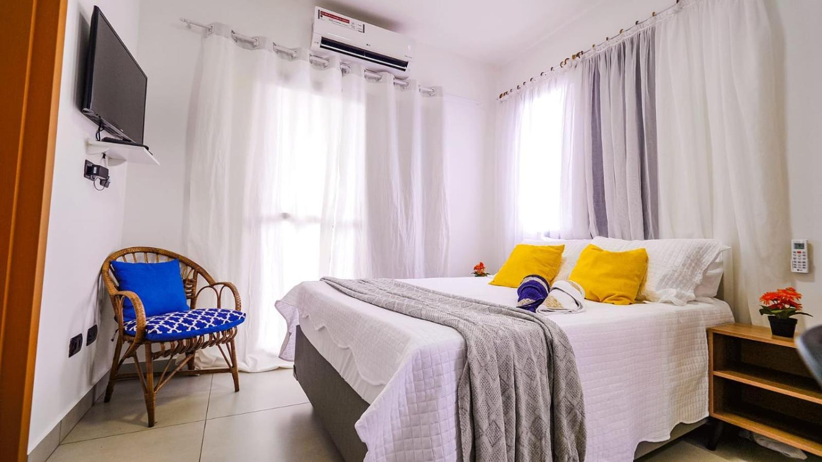 Villa Chale Amarelo Itanhaém Exterior foto